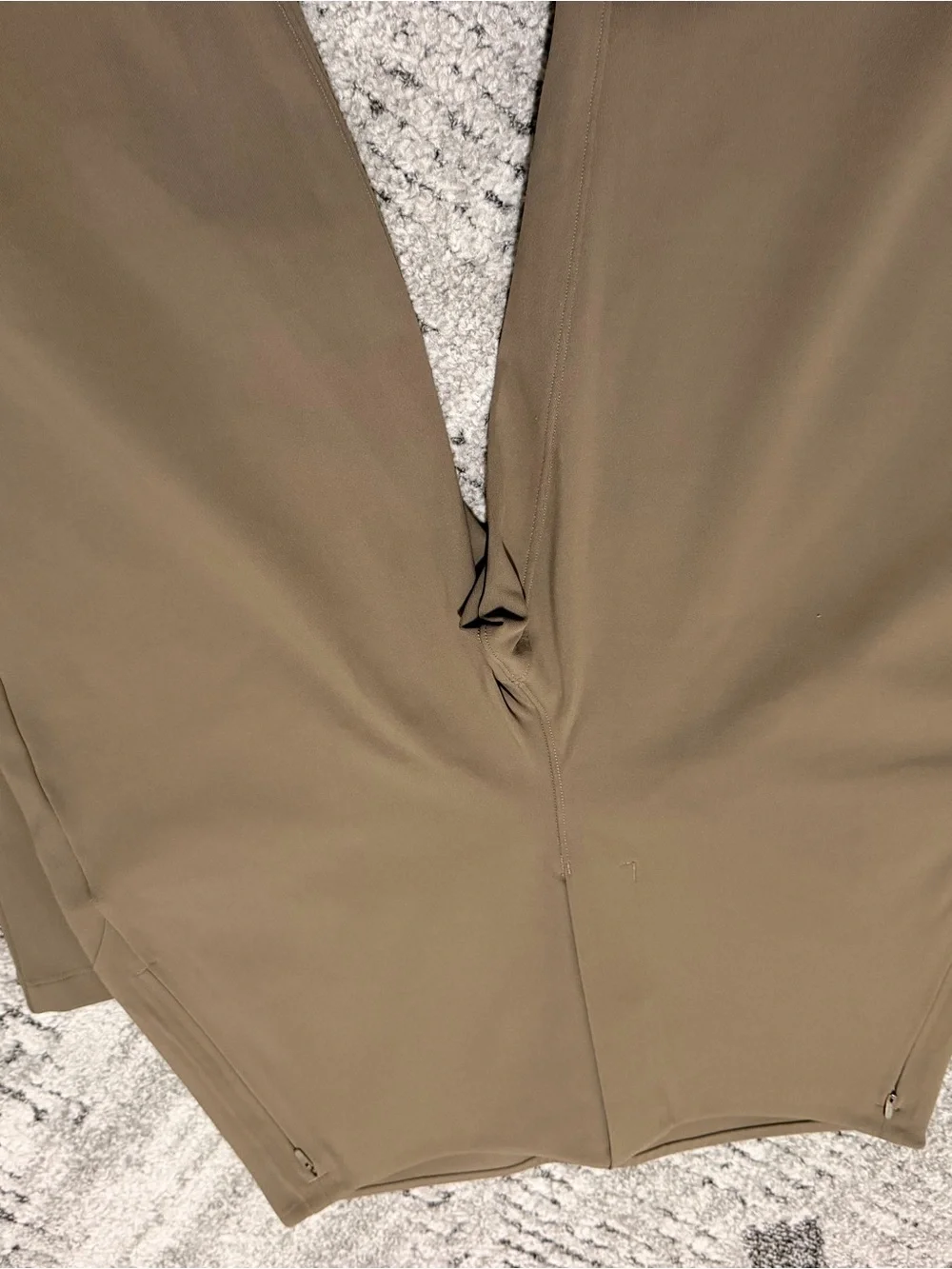 lululemon athletica ease pull